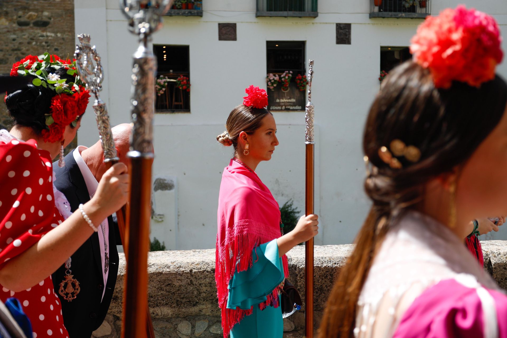 Granada pone en marcha 700 peregrinos y 55 carretas para El Rocío