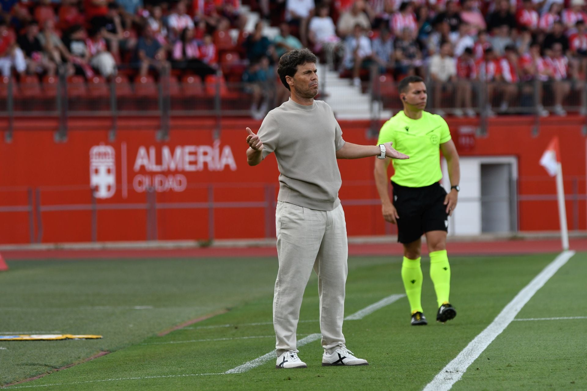 El Almería, control y clase