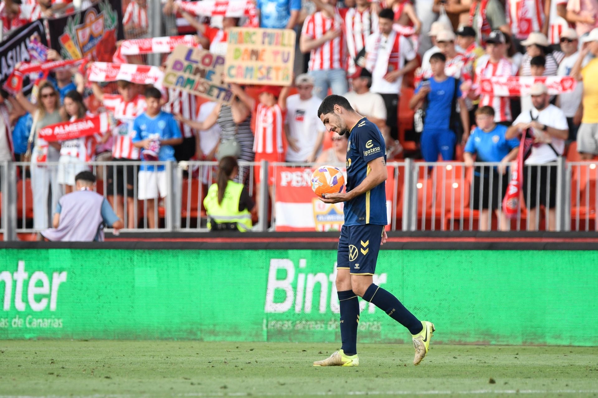 El Almería, control y clase