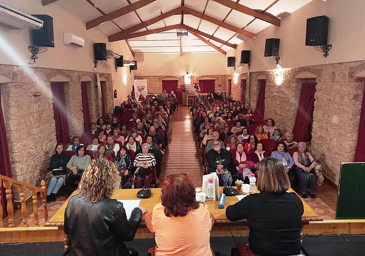 Café literario en Sorihuela del Guadalimar.