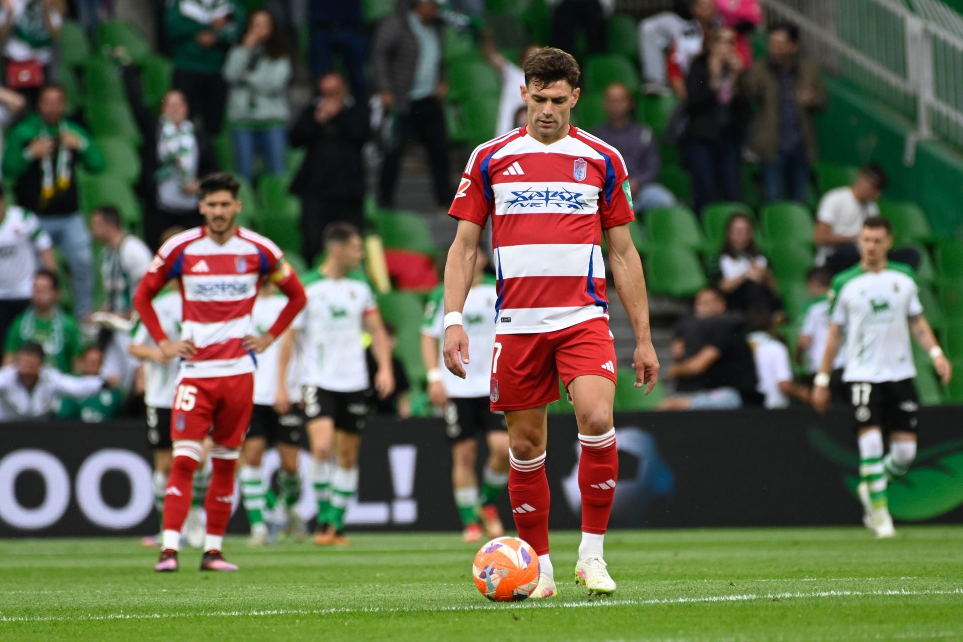 El Racing - Granada CF, en imágenes