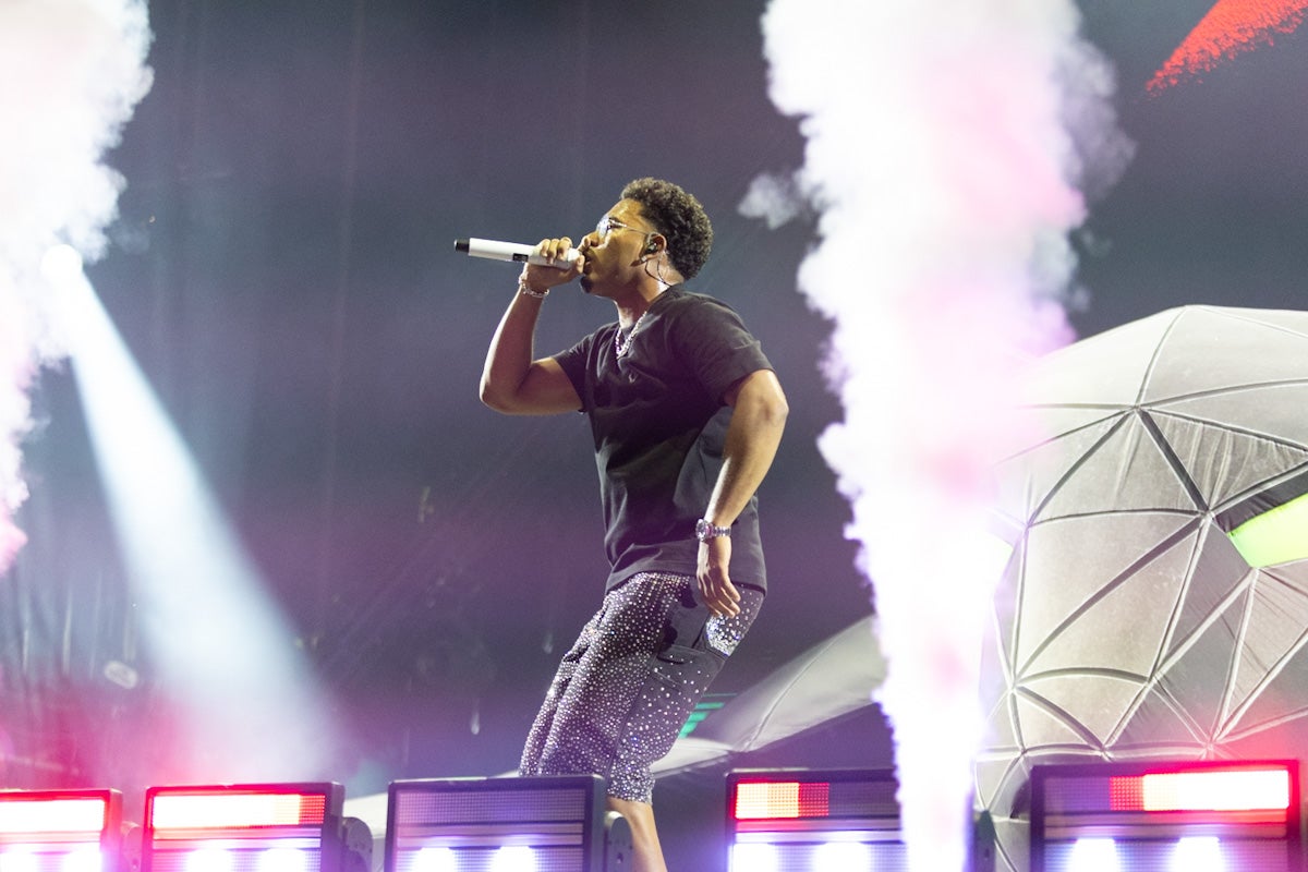 El concierto de Myke Towers en Granada, en imágenes