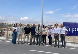 Visitas a los terrenos donde se hará un centro comercial, junto a La Victoria.