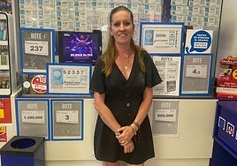 María del Mar del Águila, del estanco de Andrés Segovia.