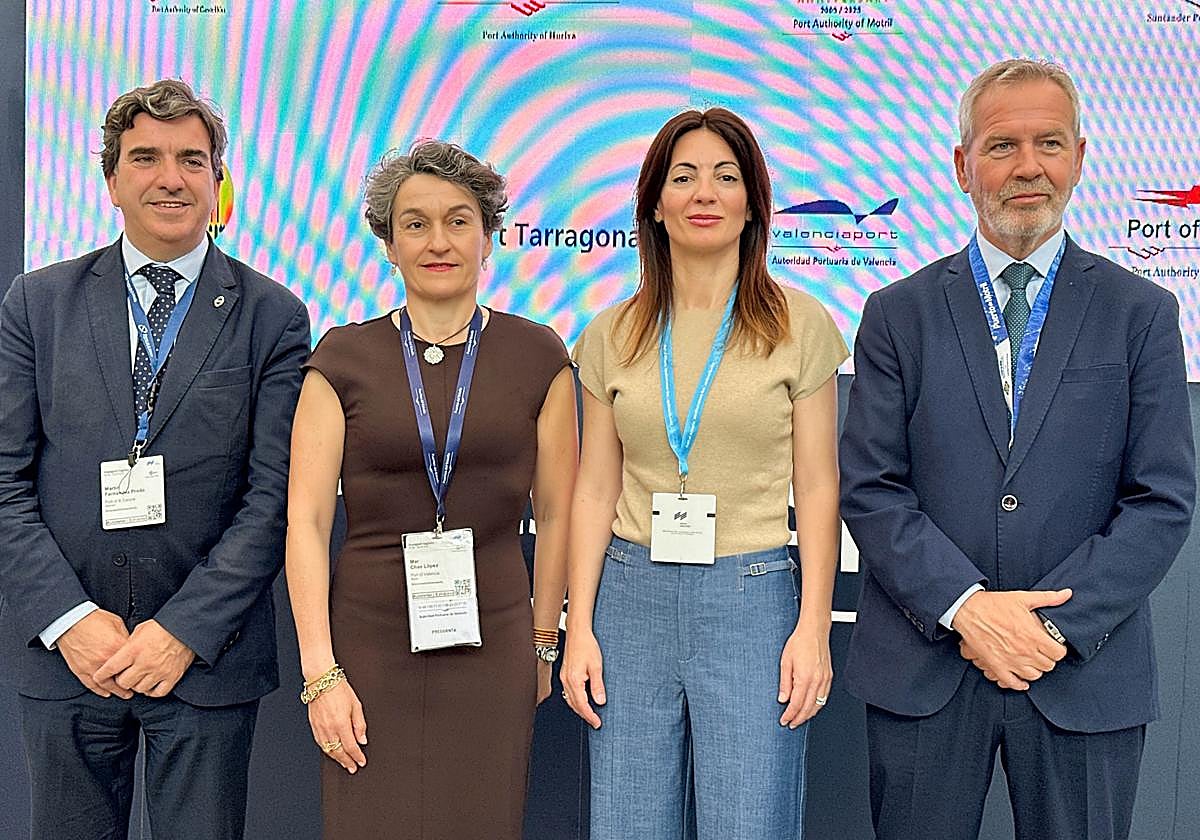 Los puertos de Almería y Carboneras se proyectan en Europa para captar nuevos tráficos