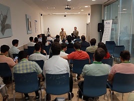 El Hospital Vithas Granada acoge el II Curso Avanzado de Artroplastia de Rodilla con foco en la cirugía robótica y la realidad virtual