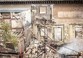 Estructura que ha quedado en pie tras el incendio.