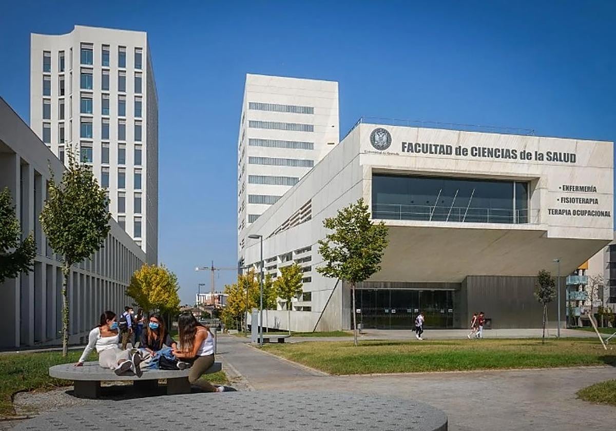 La UGR ofertará 272 plazas de Medicina para la preinscripción