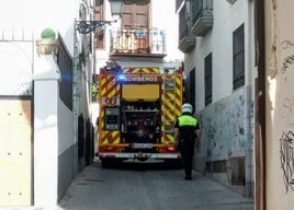 Bomberos en la intervención del incendio.