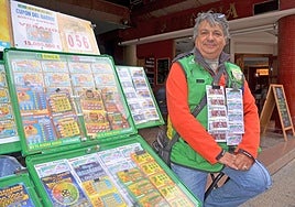 Manuel, vendedor de la ONCE