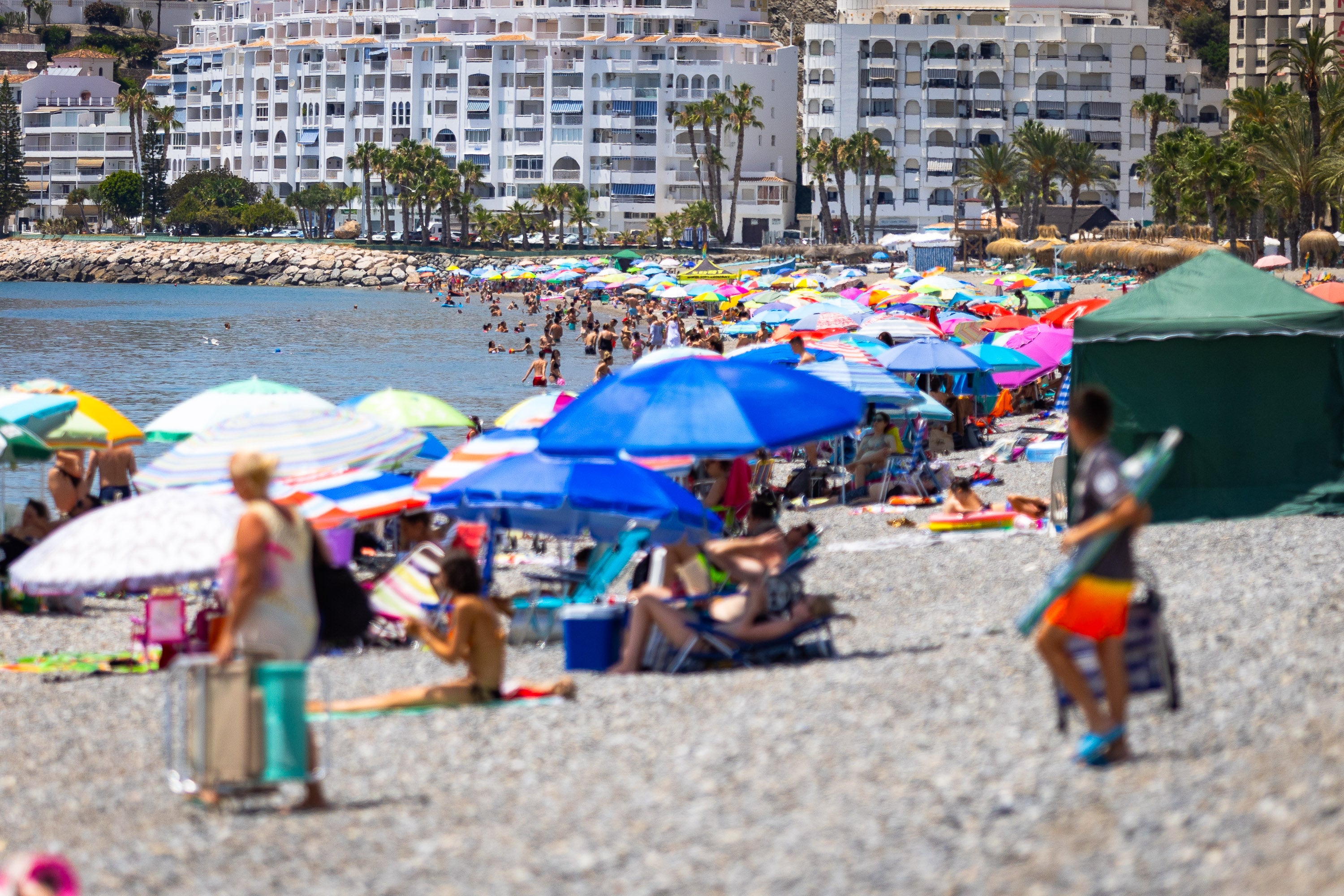 Ambientazo en las playas de Granada