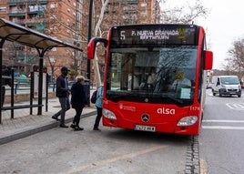 Autobús en la capital