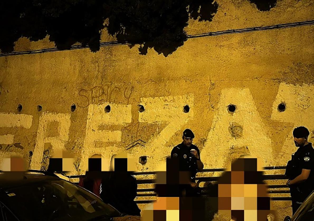 Gran pintada de 10 metros en la fachada del parque municipal del Agua.