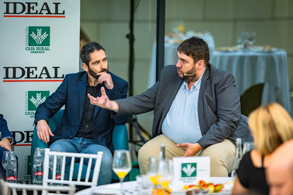 Las imágenes del desayuno informativo de IDEAL sobre la IA en la empresa