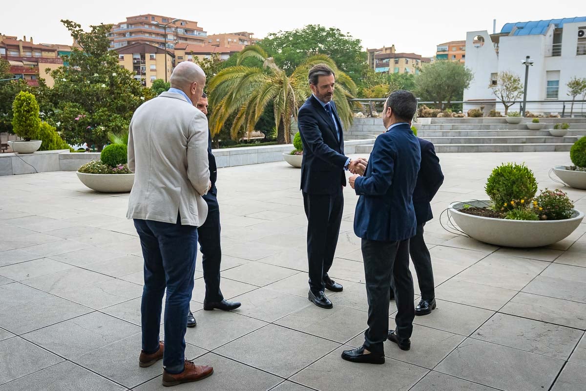 Las imágenes del desayuno informativo de IDEAL sobre la IA en la empresa