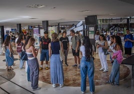 La comunidad universitaria de Granada es cada vez más numerosa.
