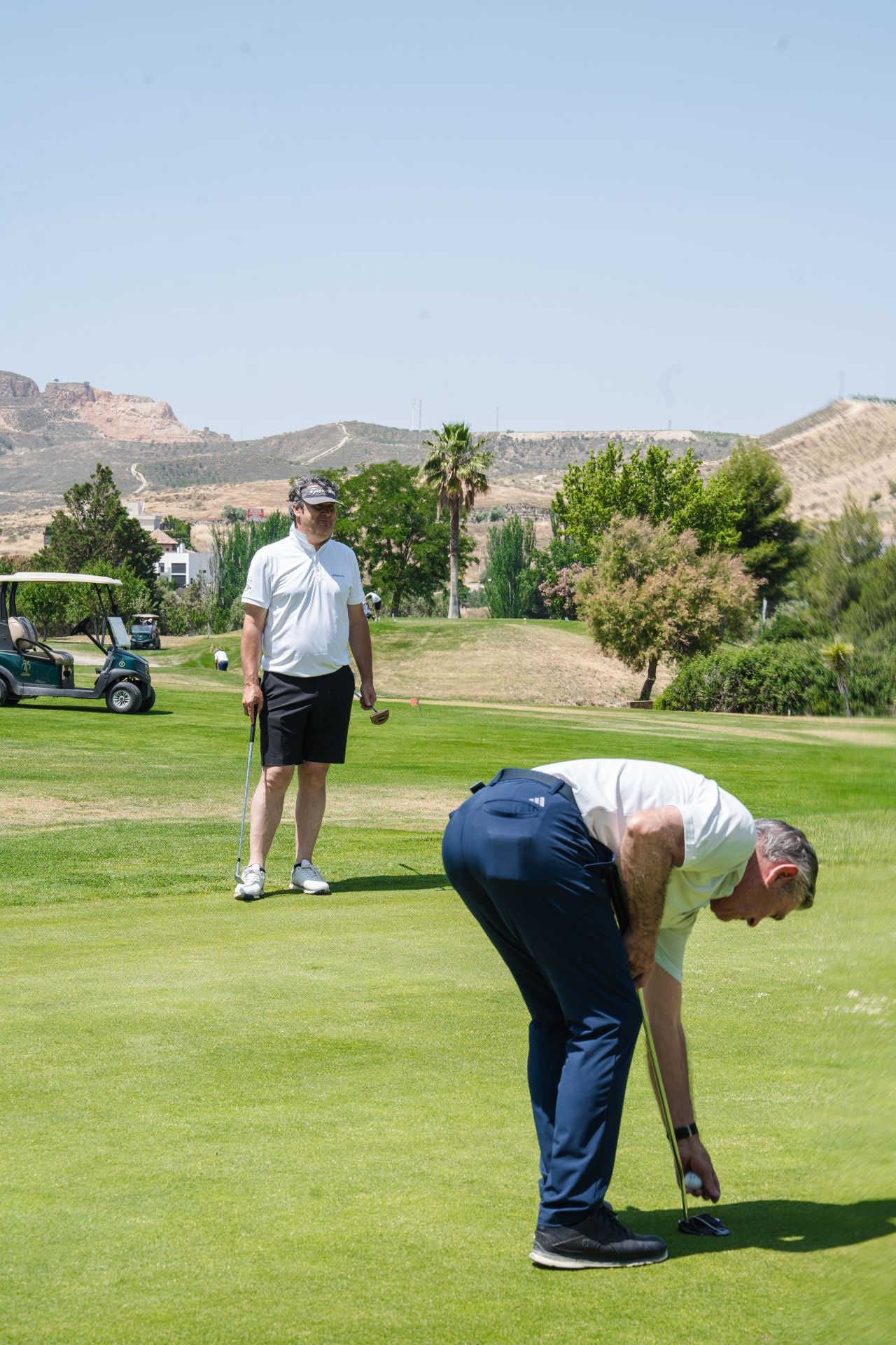 Encuéntrate en el Torneo de Golf del Colegio de Aparejadores de Granada y IV memorial Vicente de Luna Cambil