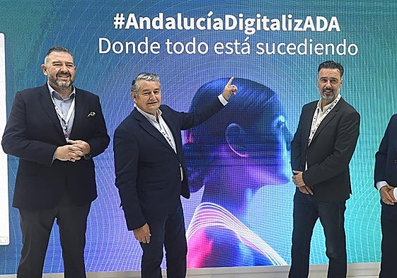 El consejero de la Presidencia, Antonio Sanz, ayer en el Digital Entreprise Show que se celebra en Málaga.