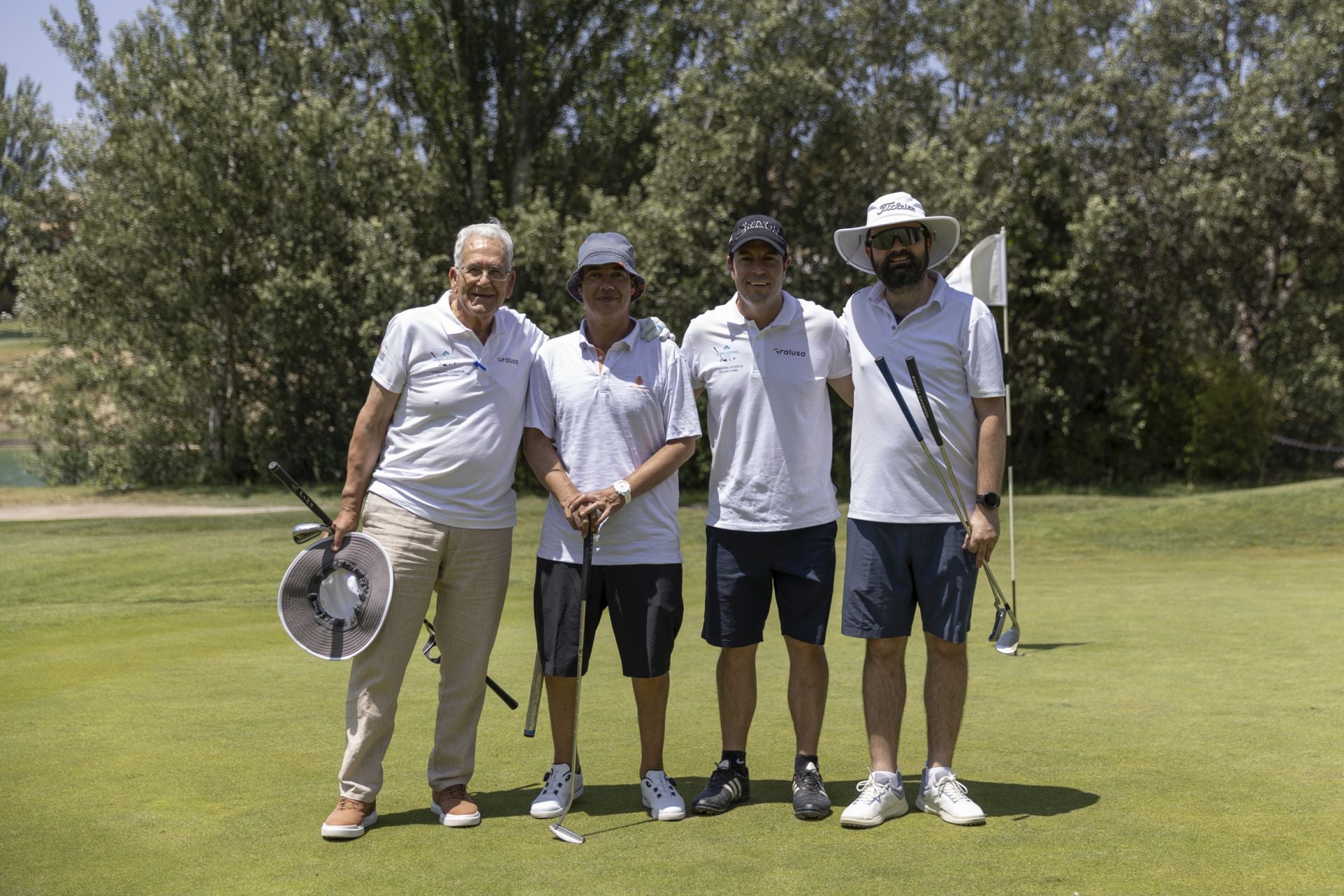 Encuéntrate en el Torneo de Golf del Colegio de Aparejadores de Granada y IV memorial Vicente de Luna Cambil