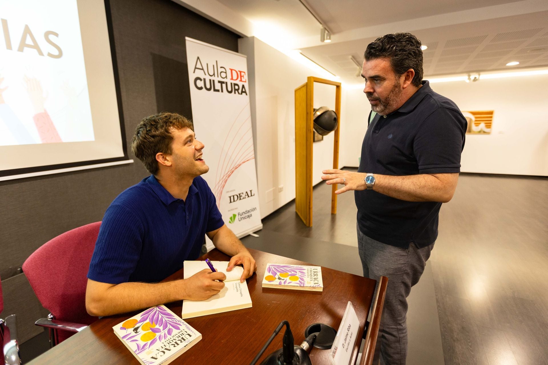 Galería: Jaime Riba en el Aula de Cultura de IDEAL