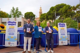 Motril instala 1.500 contenedores completamente nuevos