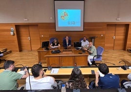 Presentación de los proyectos a los representantes de los estudiantes.