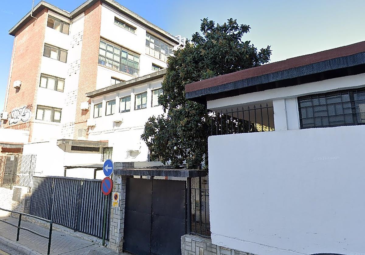 Sede del Instituto Universitario de Investigación del Agua, sito en la calle.