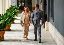 Carolina España y José Antonio Nieto, tras el Consejo de Gobierno.