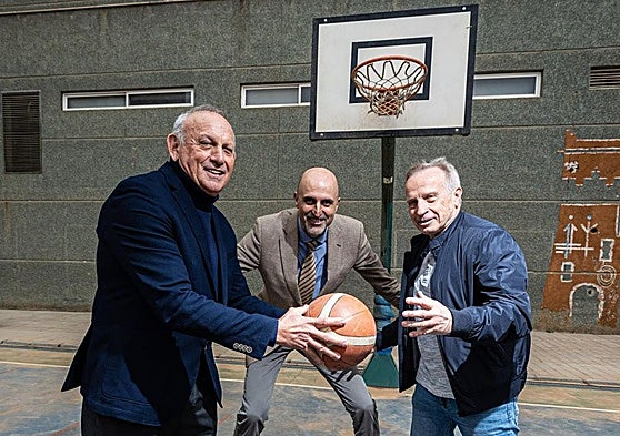 José Julián Romero, a la izquierda, junto a Miguel Rivera y Antonio Gómez Nieto.