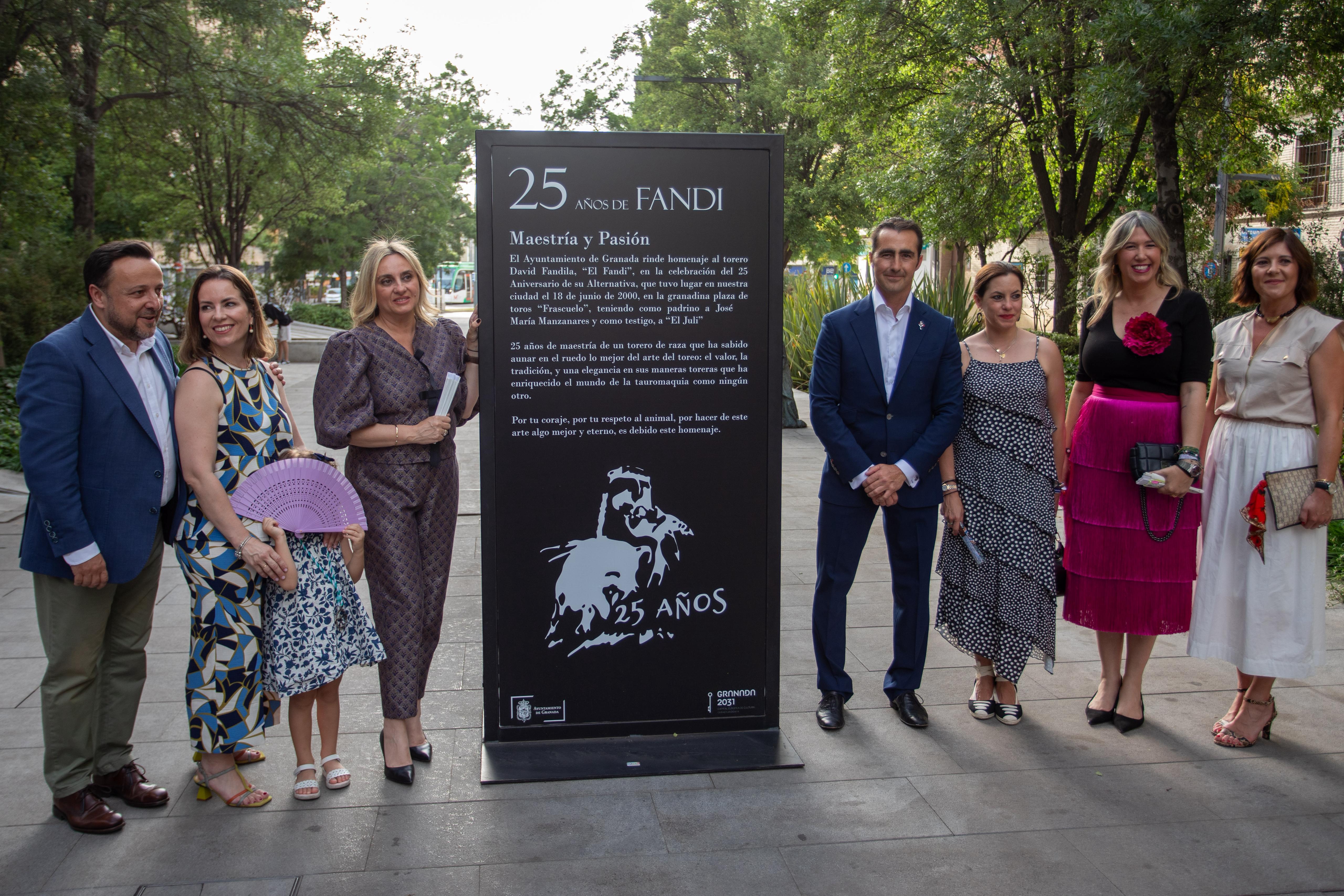Las imágenes del homenaje a &#039;El Fandi&#039; en el 25 aniversario de su alternativa