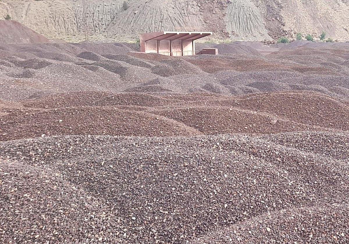 Mineral depositado en el yacimiento de Alquife