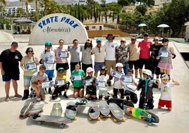 Almuñécar acoge la II Masterclass de Surfskate con el skater internacional Yojany Pérez