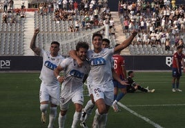 Los jugadores blancos celebran un tanto marcado en la anterior eliminatoria.