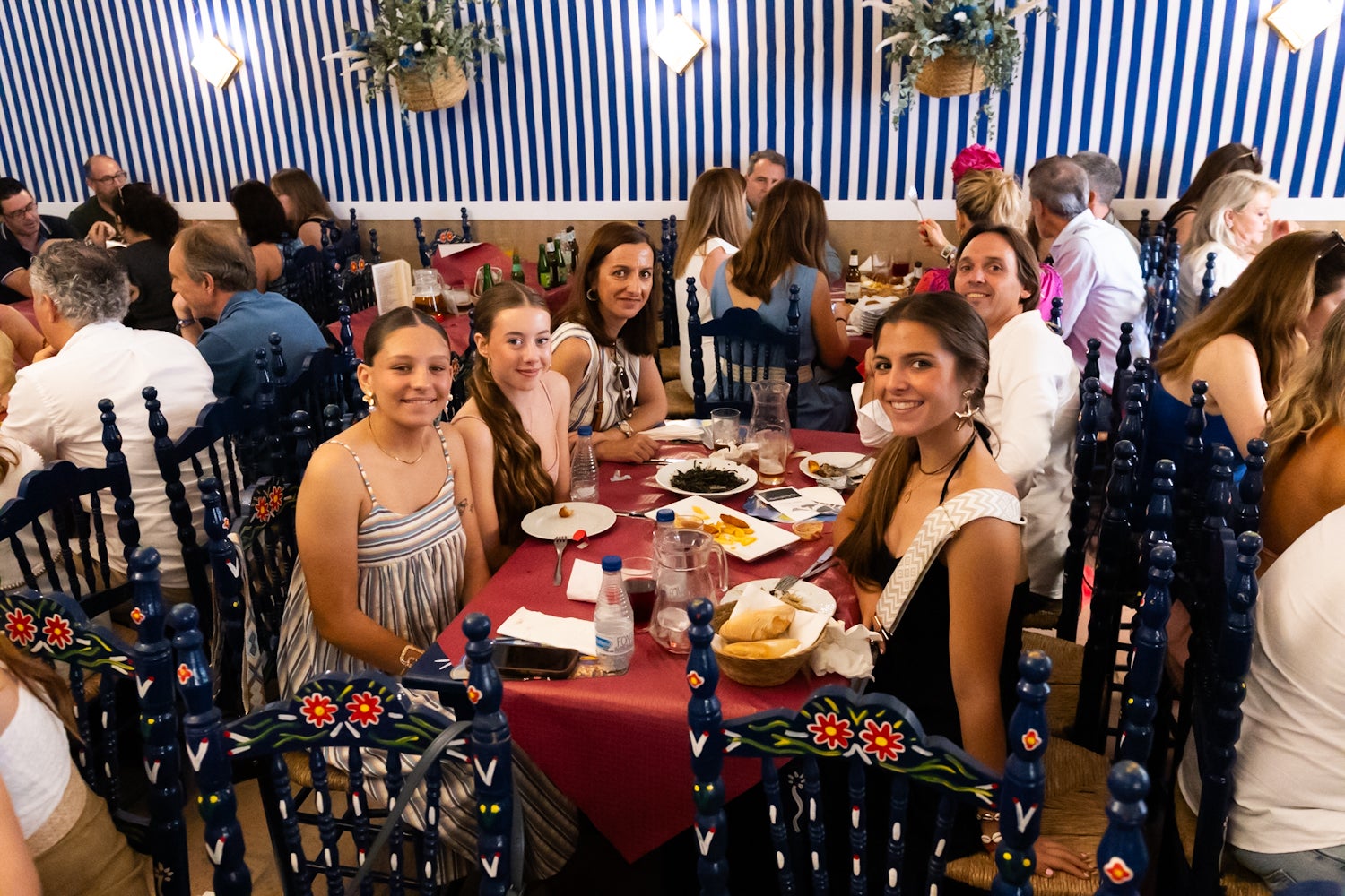 Granada disfruta del domingo de Corpus