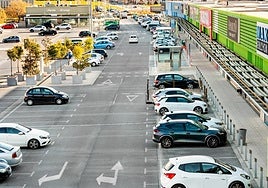 El Parque comercial Granaita