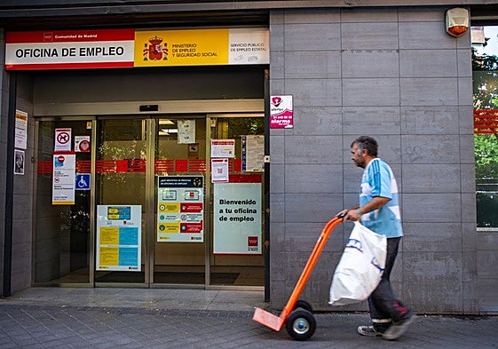 Las dos ayudas que pueden compatibilizar los parados mayores de 52 años.