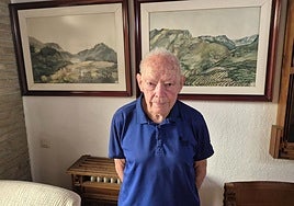 El arquitecto Luis Berges Roldán, en su casa.