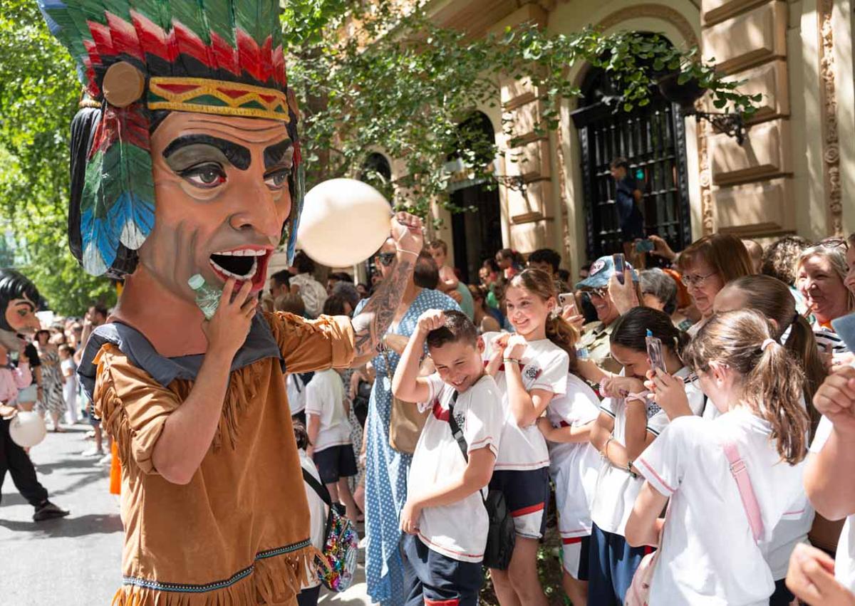 Imagen secundaria 1 - Diferentes momentos de la fiesta vivida este miércoles en la ciudad.