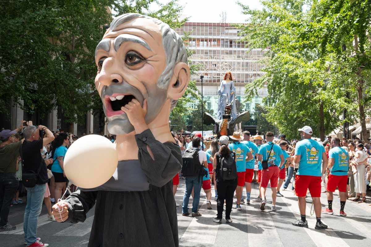 Las imágenes de los granadinos disfrutando de la Tarasca