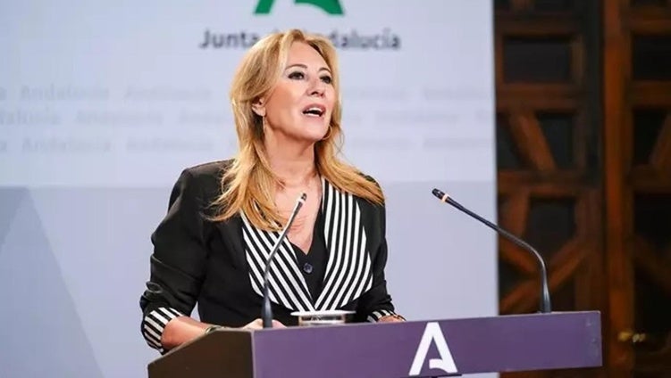 La consejera de Economía, Hacienda y Fondos Europeos y portavoz del Gobierno, Carolina España, comparece en la rueda de prensa posterior al Consejo de Gobierno.