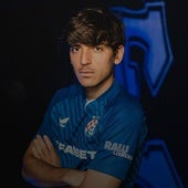Gonzalo Villar, ya con la camiseta de su nuevo equipo.