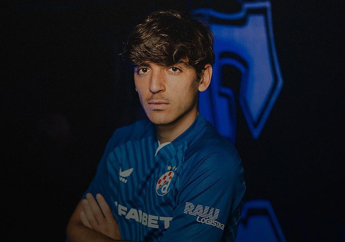 Gonzalo Villar, ya con la camiseta de su nuevo equipo.