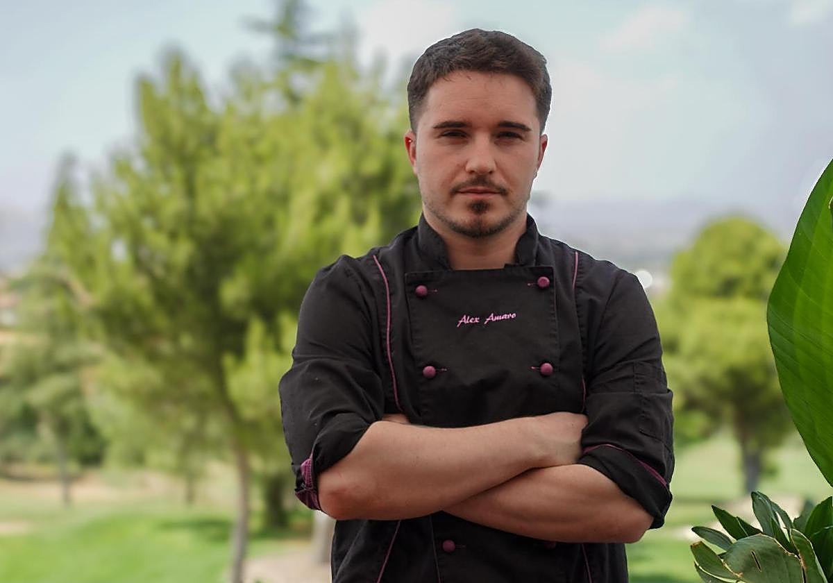 Alejandro Amaro en su restaurante ubicado en el Granada Club de Golf.