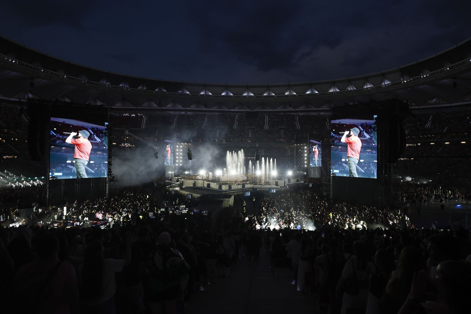 Dellafuente hace historia en el Metropolitano