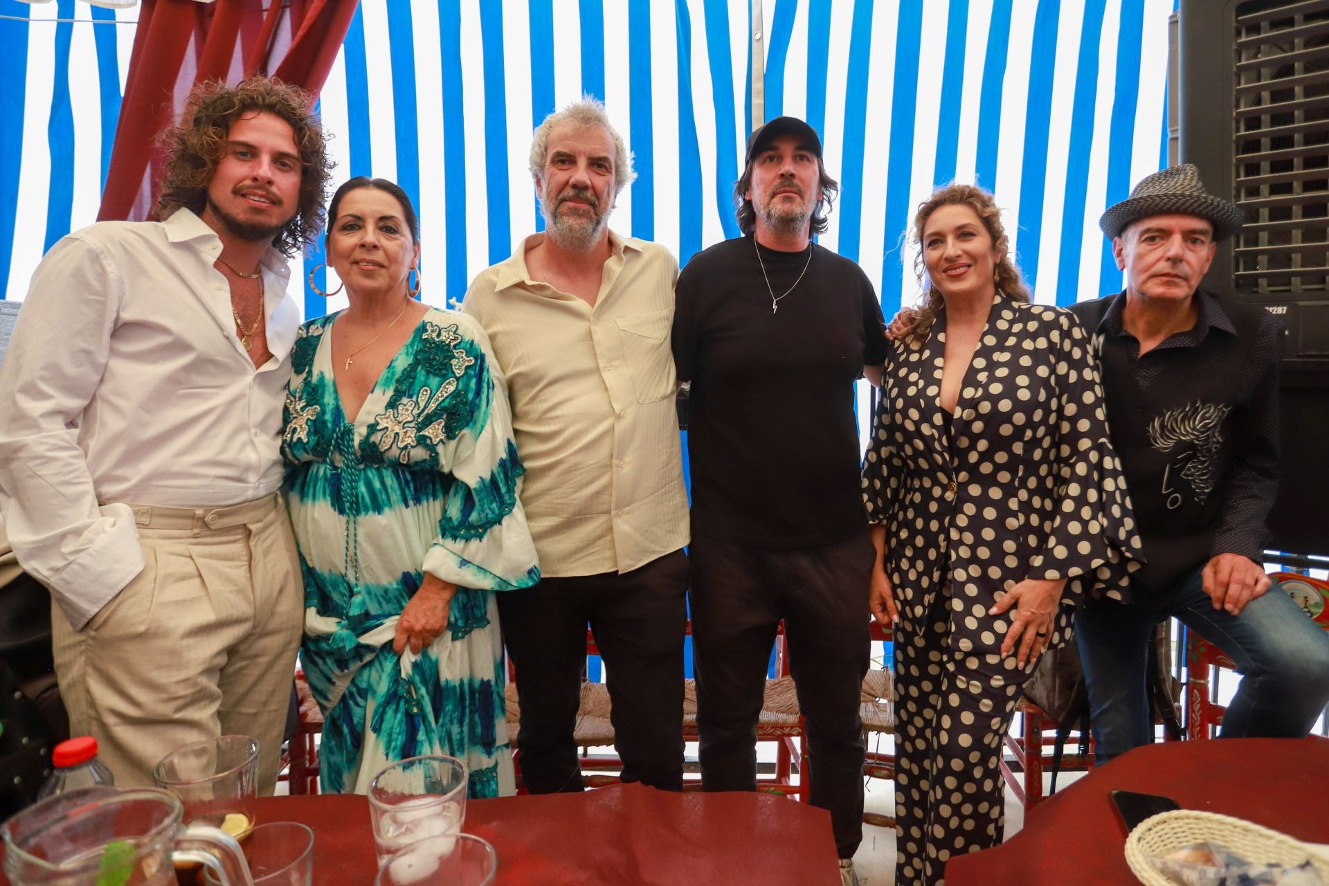 Las mejores imágenes del viernes de Corpus: los Morente, los Mutantes y la manta de agua