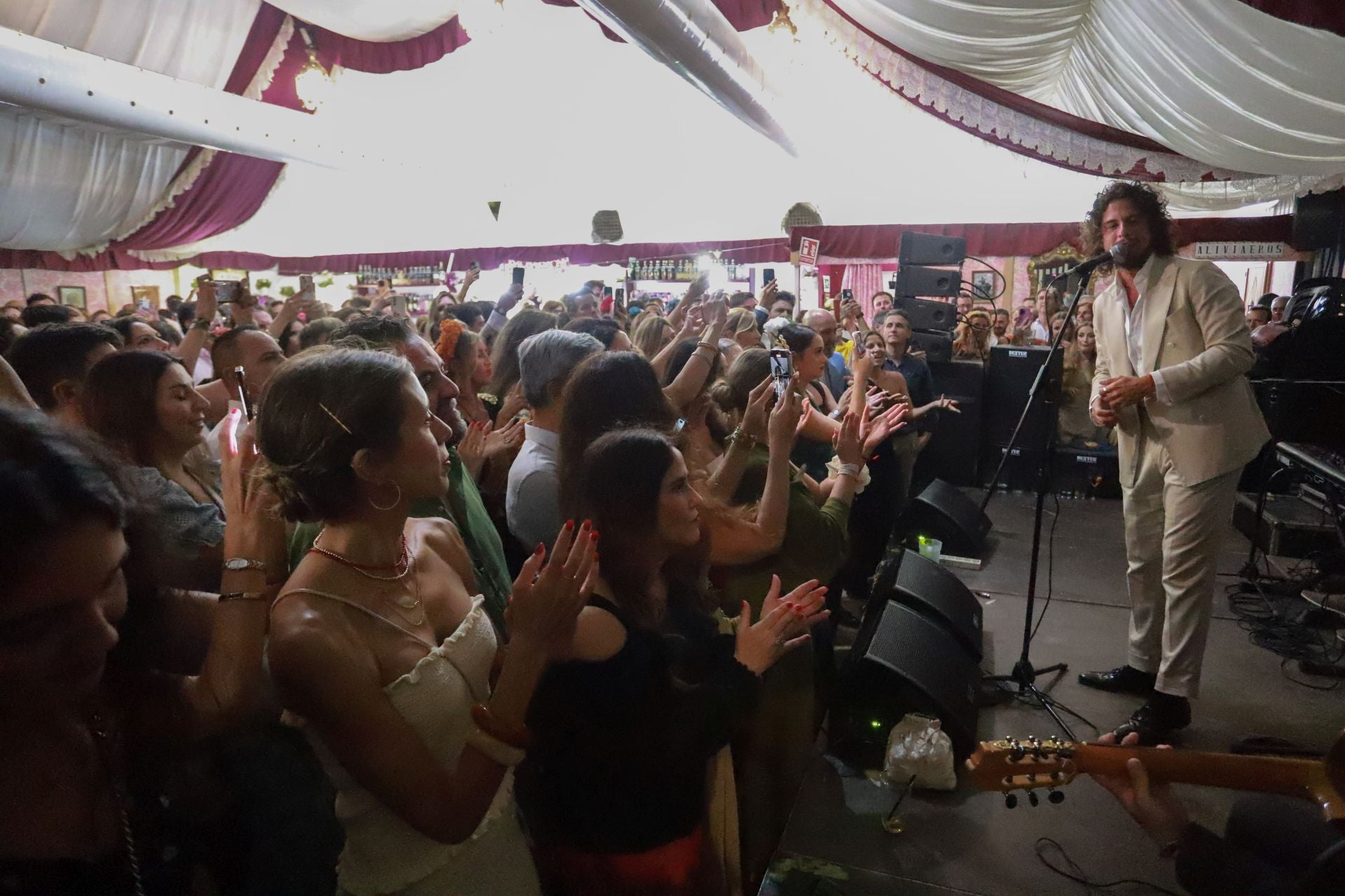 Las mejores imágenes del viernes de Corpus: los Morente, los Mutantes y la manta de agua