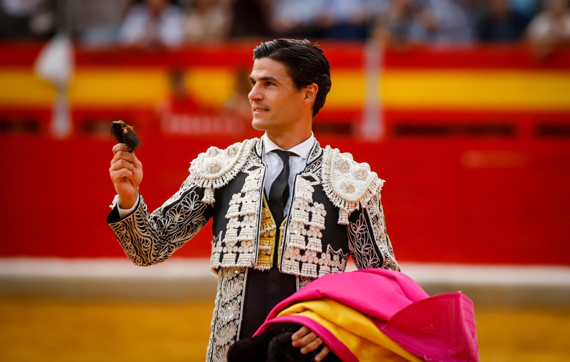 Las mejores imágenes del viernes de Corpus en la Plaza de Toros de Granada