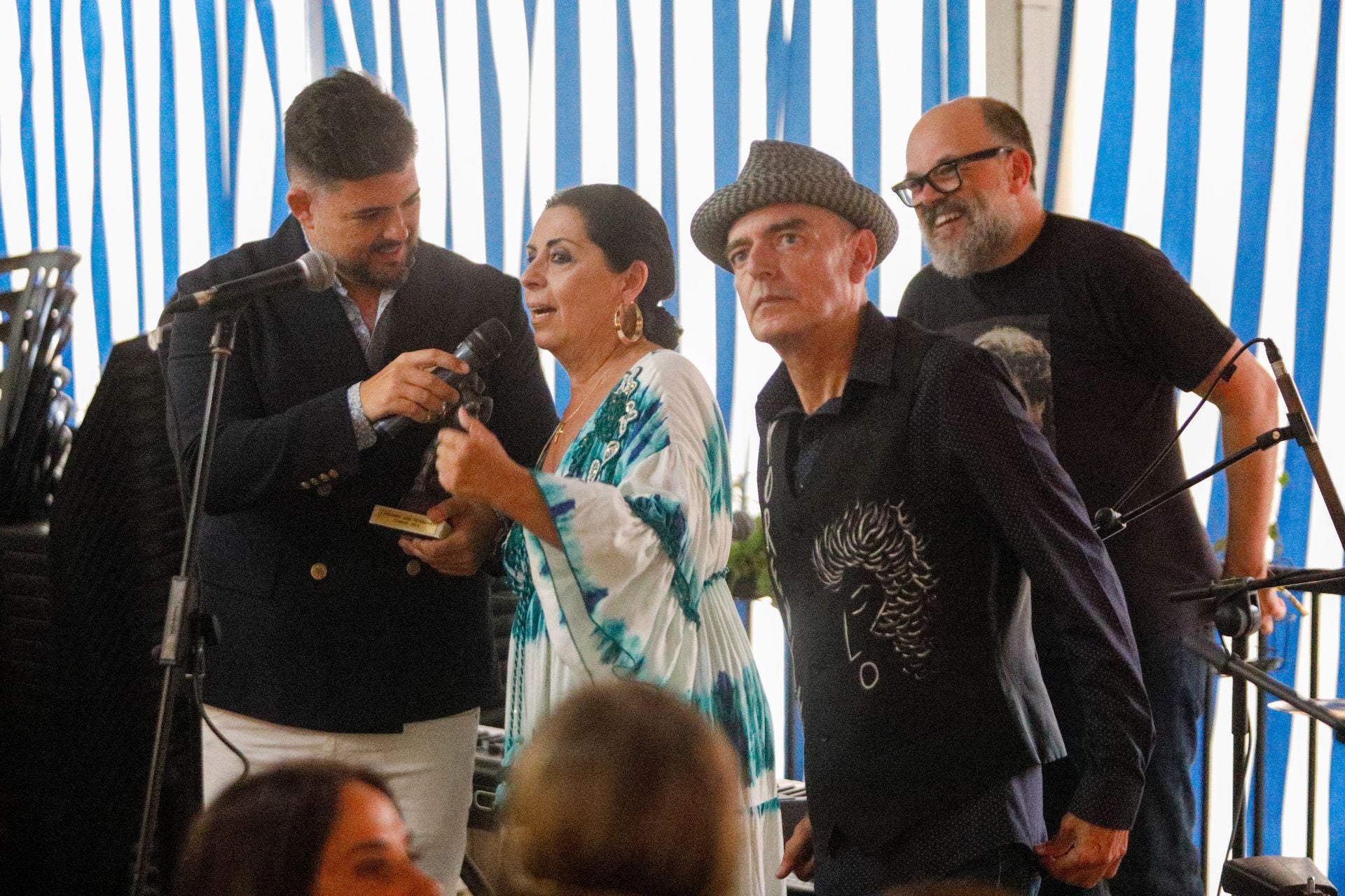 Las mejores imágenes del viernes de Corpus: los Morente, los Mutantes y la manta de agua