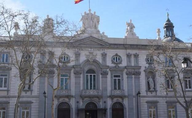 Condena firme a ocho años por acuchillar a su expareja en un...