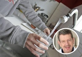 Un médico especialista en el sueño advierte del riesgo de «beber agua antes de dormir»